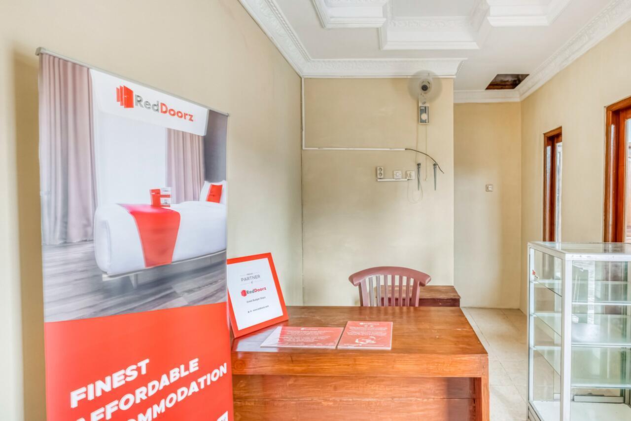Reddoorz Near Wisata Pantai Parangtritis Kretek Ngoại thất bức ảnh